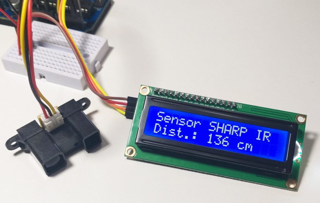 Circuito Sensor Sharp IR e Arduino Uno